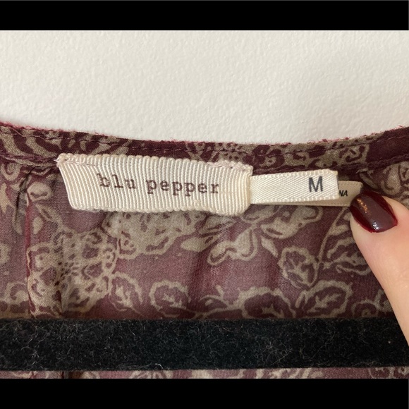 Anthropologie (blu pepper) cranberry color chiffon flowey top blouse - Picture 3 of 3